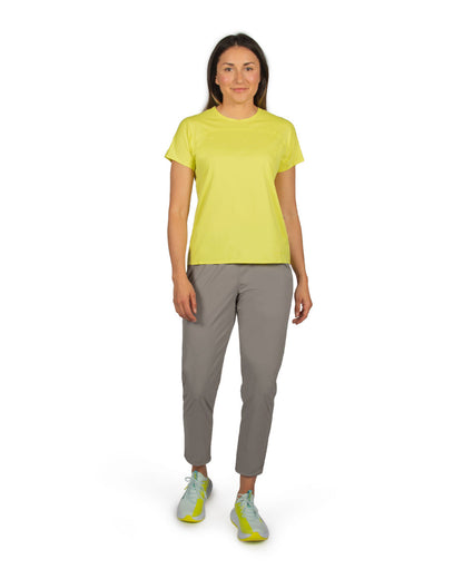 Women's Feathers Short Sleeve Tech-T